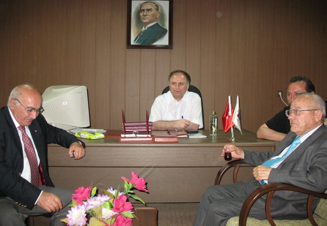11 Haziran 2010 Dekanın Makamında-3