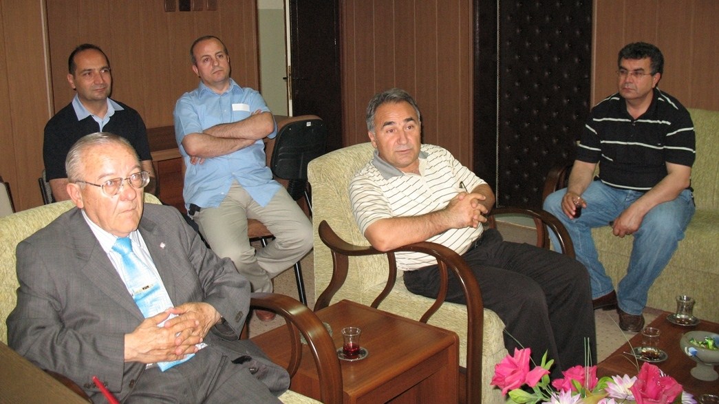 11 Haziran 2010 Dekanın Makamında-4